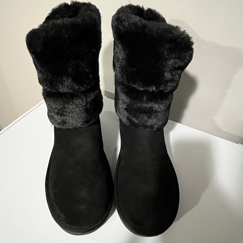 Women's Black Fur-Lined Boots